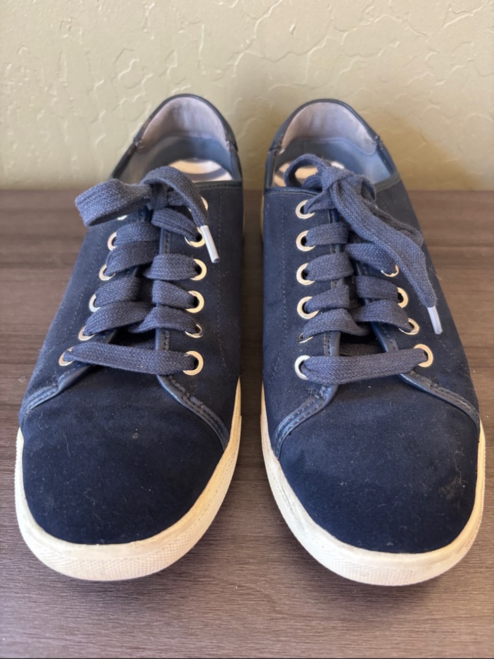 Vionic Brinley Navy Canvas Lace Up‎ Sneaker Size 7.5 - Picture 3 of 8